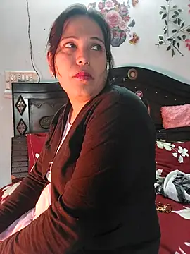 Poojabhabi101 online show from January 2026 06:18:01 AM