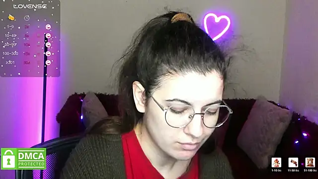 Aminabeatris online show from January 2026 12:53:01 PM