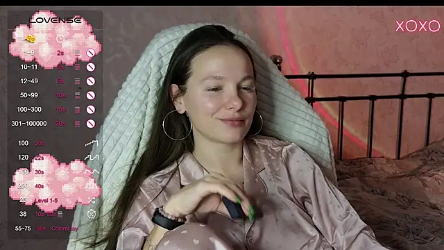 lil luna x online show from January 2025 02:03:02 PM