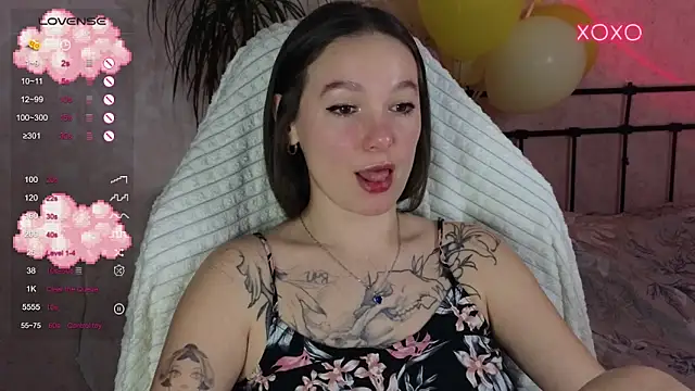 lil luna x online show from February 2026 12:47:02 AM