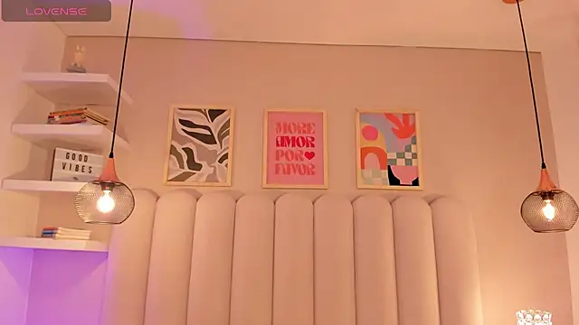 cute  cherry  online show from September 2025 07:58:02 PM