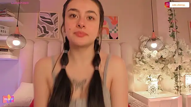 cute  cherry  online show from October 2025 08:16:02 PM