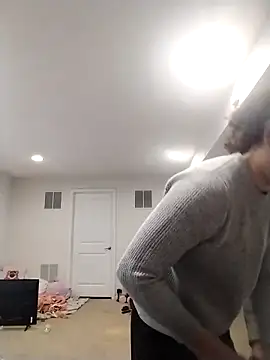 LiverandBrat77 online show from January 2026 02:41:01 PM