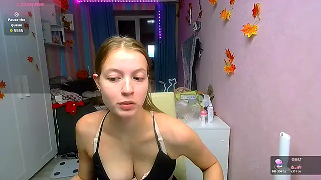   Aphrodita  wow   online show from November 2025 12:27:02 PM