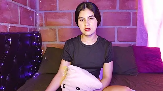 Nathacha online show from June 2026 10:44:01 PM