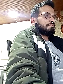 Snapshot of Andres_ramsey chatting on March 2025 08:00:02 PM Andres ramsey online show from March 2025 08:00:02 PM