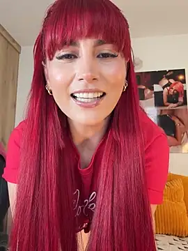 zafiro mo0n online show from March 2025 09:00:02 PM