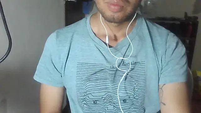 neoandblue23 online show from November 2025 02:06:01 AM