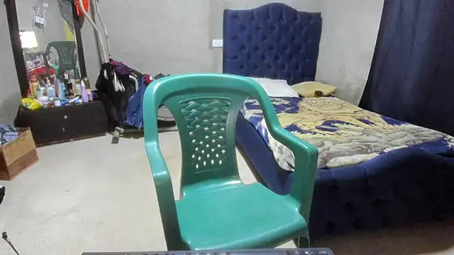 mature  bigboobs   online show from December 2024 06:50:01 PM