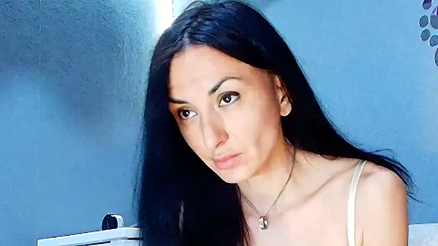 Snapshot of Siaconna chatting on July 2026 08:19:01 AM Siaconna online show from July 2026 08:19:01 AM