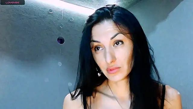 Snapshot of Siaconna chatting on July 2026 04:30:01 AM Siaconna online show from July 2026 04:30:01 AM