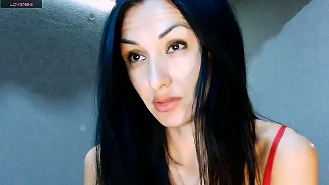 Snapshot of Siaconna chatting on August 2026 06:12:01 AM Siaconna online show from August 2026 06:12:01 AM