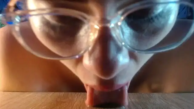 DaMikaela  online show from October 2025 02:40:01 PM