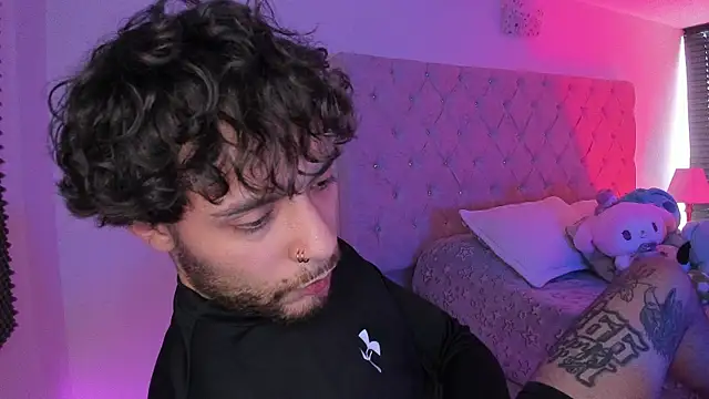 AbbyAndChris2 online show from April 2026 07:51:01 PM