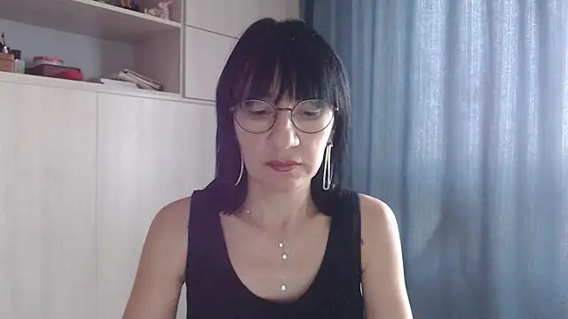 Erica95Bloom online show from September 2025 09:19:02 AM