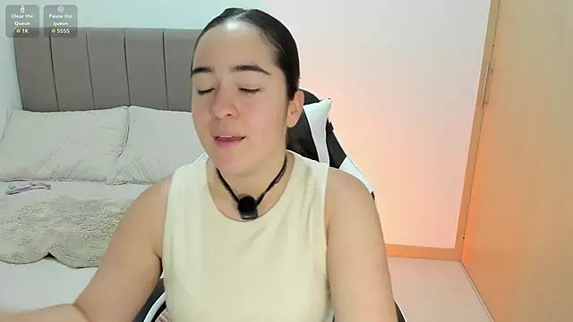 soyamandaa  online show from December 2025 10:40:01 PM