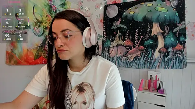 Snapshot of LovelyAzucena chatting on September 2025 03:01:02 PM LovelyAzucena online show from September 2025 03:01:02 PM