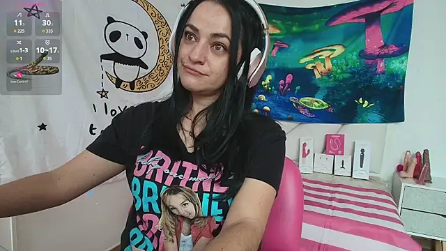 LovelyAzucena online show from April 2026 02:25:02 PM