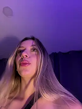 Snapshot of mari_ana02 chatting on January 2026 12:58:02 AM mari ana02 online show from January 2026 12:58:02 AM