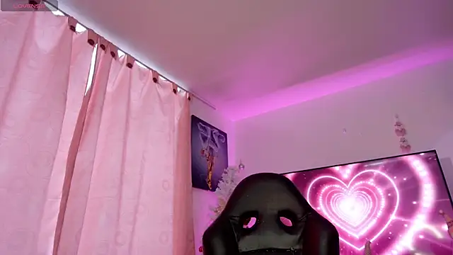 Snapshot of TiffanyBela chatting on December 2025 09:12:02 PM TiffanyBela online show from December 2025 09:12:02 PM