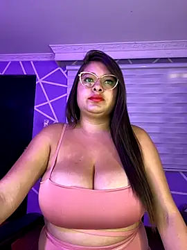 Snapshot of MiiaaJoness chatting on September 2025 03:13:01 PM MiiaaJoness online show from September 2025 03:13:01 PM
