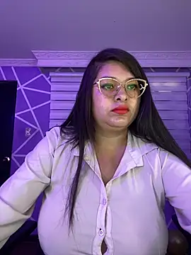 Snapshot of MiiaaJoness chatting on September 2025 03:04:02 PM MiiaaJoness online show from September 2025 03:04:02 PM
