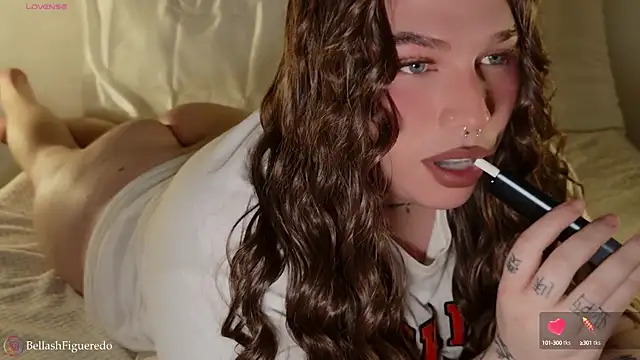 IsabellaFigueredo   online show from September 2025 09:09:01 PM