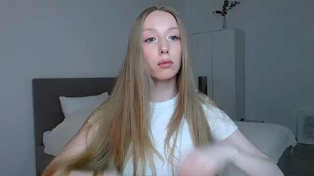 Luna insniity online show from November 2025 07:16:01 PM