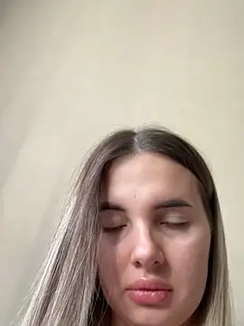 Donna Evans online show from October 2025 03:31:02 AM