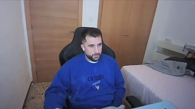 alex877x online show from November 2025 08:41:01 AM