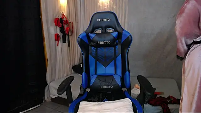 julia sweet 1 online show from March 2025 06:59:01 AM