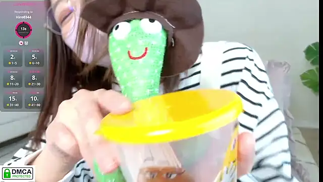 SUZU  online show from November 2025 03:17:01 AM