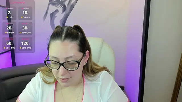 Snapshot of NiickyJones chatting on March 2025 10:29:02 PM NiickyJones online show from March 2025 10:29:02 PM
