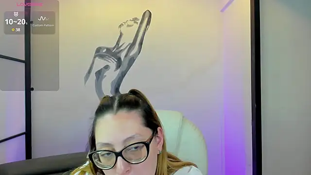 Snapshot of NiickyJones chatting on March 2025 01:34:02 AM NiickyJones online show from March 2025 01:34:02 AM