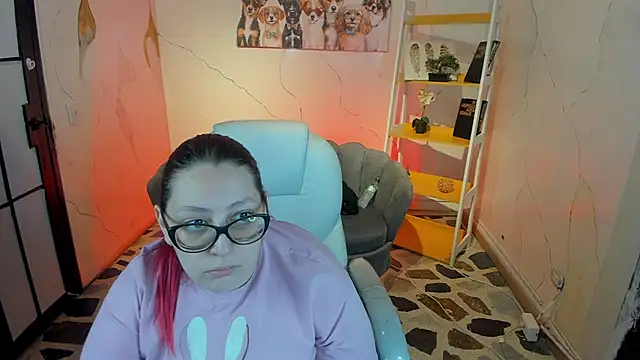 Snapshot of NiickyJones chatting on November 2025 10:10:02 PM NiickyJones online show from November 2025 10:10:02 PM