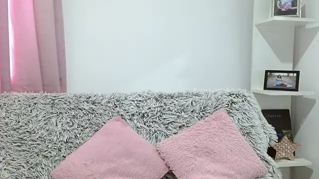 aliicee m online show from September 2025 06:21:01 PM