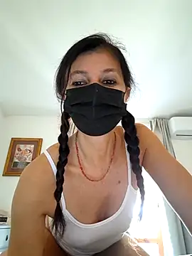 Silvia Zeno online show from November 2025 01:23:02 PM