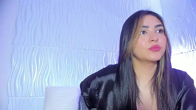 Abby  colins online show from November 2025 02:06:01 PM