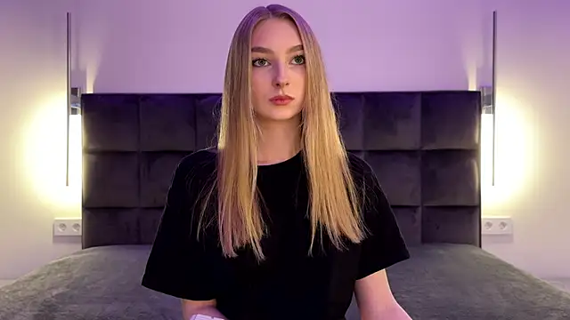 NotElis online show from November 2025 05:13:02 PM