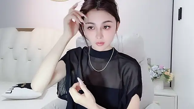 lvy-w online show from January 2025 12:24:02 PM