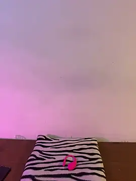 Felicia smok3 online show from October 2025 02:23:02 AM