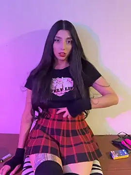 Felicia smok3 online show from November 2025 02:03:02 AM