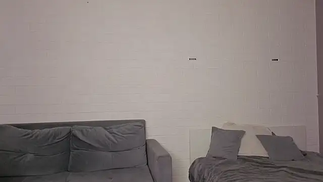 Ashley-Urban online show from December 2025 04:31:02 AM