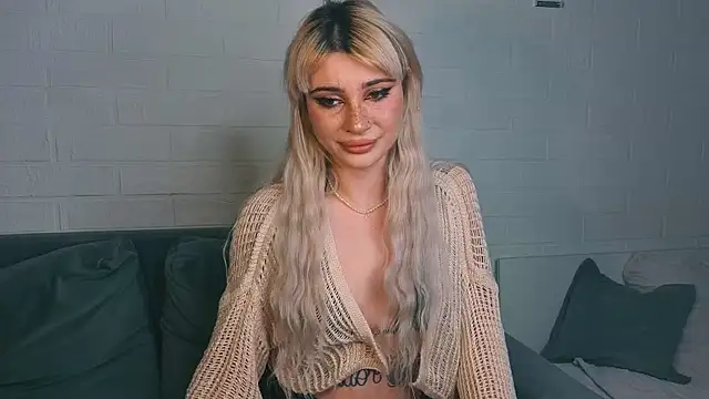 Ashley-Urban online show from April 2026 11:35:01 PM