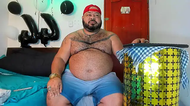 Snapshot of Latino_bigcock chatting on January 2026 09:07:02 PM Latino bigcock online show from January 2026 09:07:02 PM