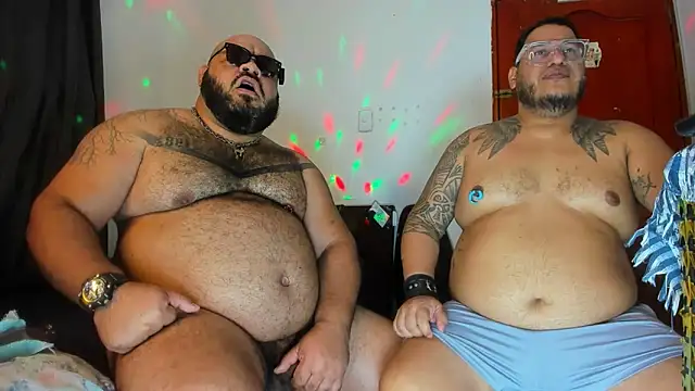 Snapshot of Latino_bigcock chatting on March 2026 06:37:02 PM Latino bigcock online show from March 2026 06:37:02 PM