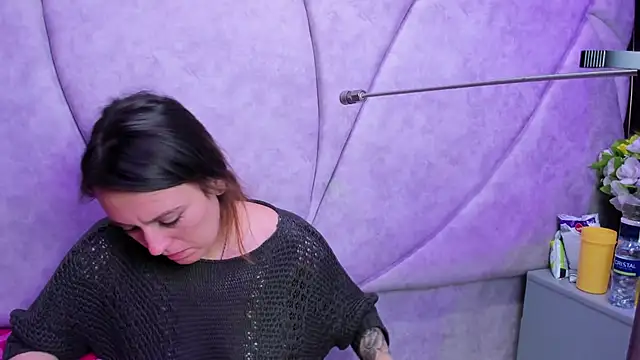 HornySlut69  online show from March 2026 01:44:01 PM