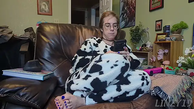 Linzy 19 online show from January 2025 04:23:02 AM