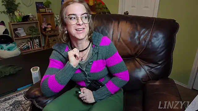 Linzy 19 online show from February 2025 03:33:01 AM