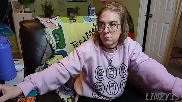 Linzy 19 online show from March 2025 03:00:02 AM